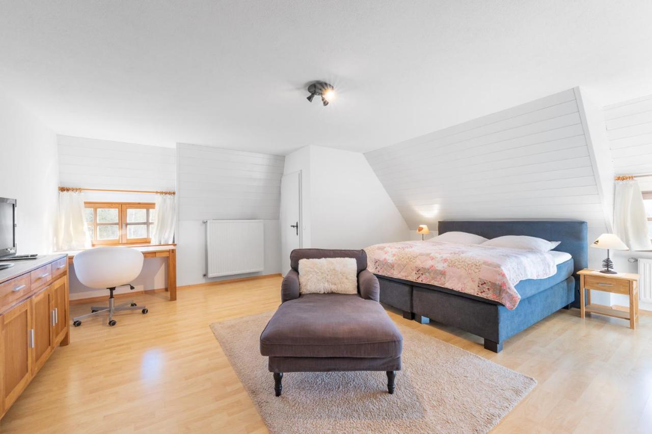 Ferienwohnung Im Hubertushof เฟลด์แบร์ก ภายนอก รูปภาพ